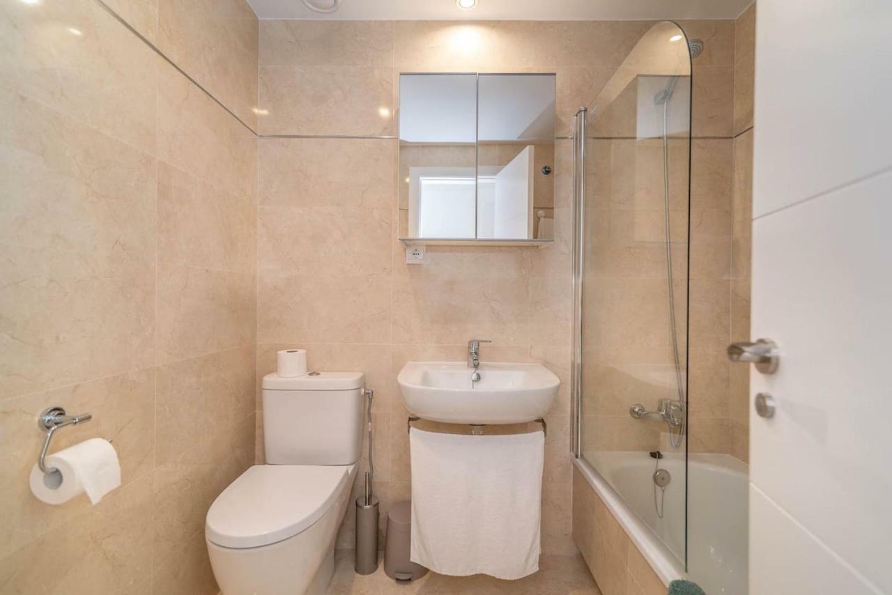 Appartement Recently Decorated 2Bdr Penthouse In Fuengirola Extérieur photo
