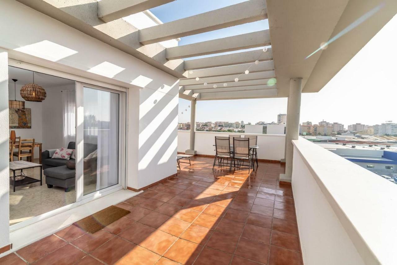 Appartement Recently Decorated 2Bdr Penthouse In Fuengirola Extérieur photo