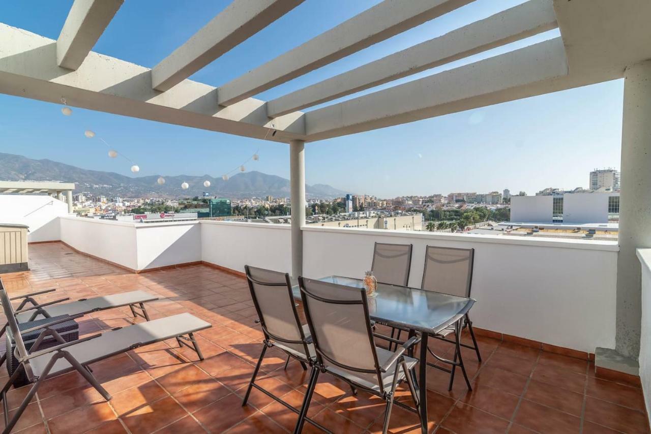 Appartement Recently Decorated 2Bdr Penthouse In Fuengirola Extérieur photo